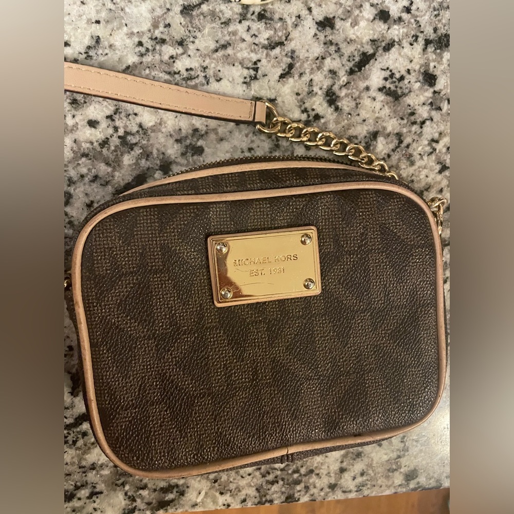 Michael Kors crossbody